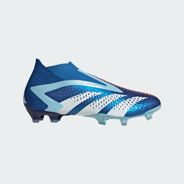 נעלי כדורגל מקצועיות אדידס PREDATOR ACCURACY+