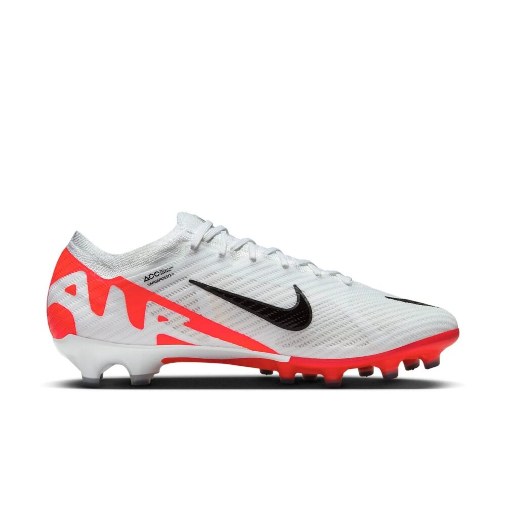 נעלי כדורגל מקצועיות נייקי Nike Mercurial Vapor 15 Elite